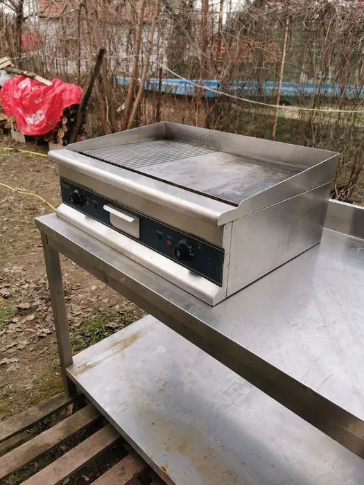 Gratar profesional electric inox cu placa neteda si striata – Fry Top HoReCa - Imagine 3
