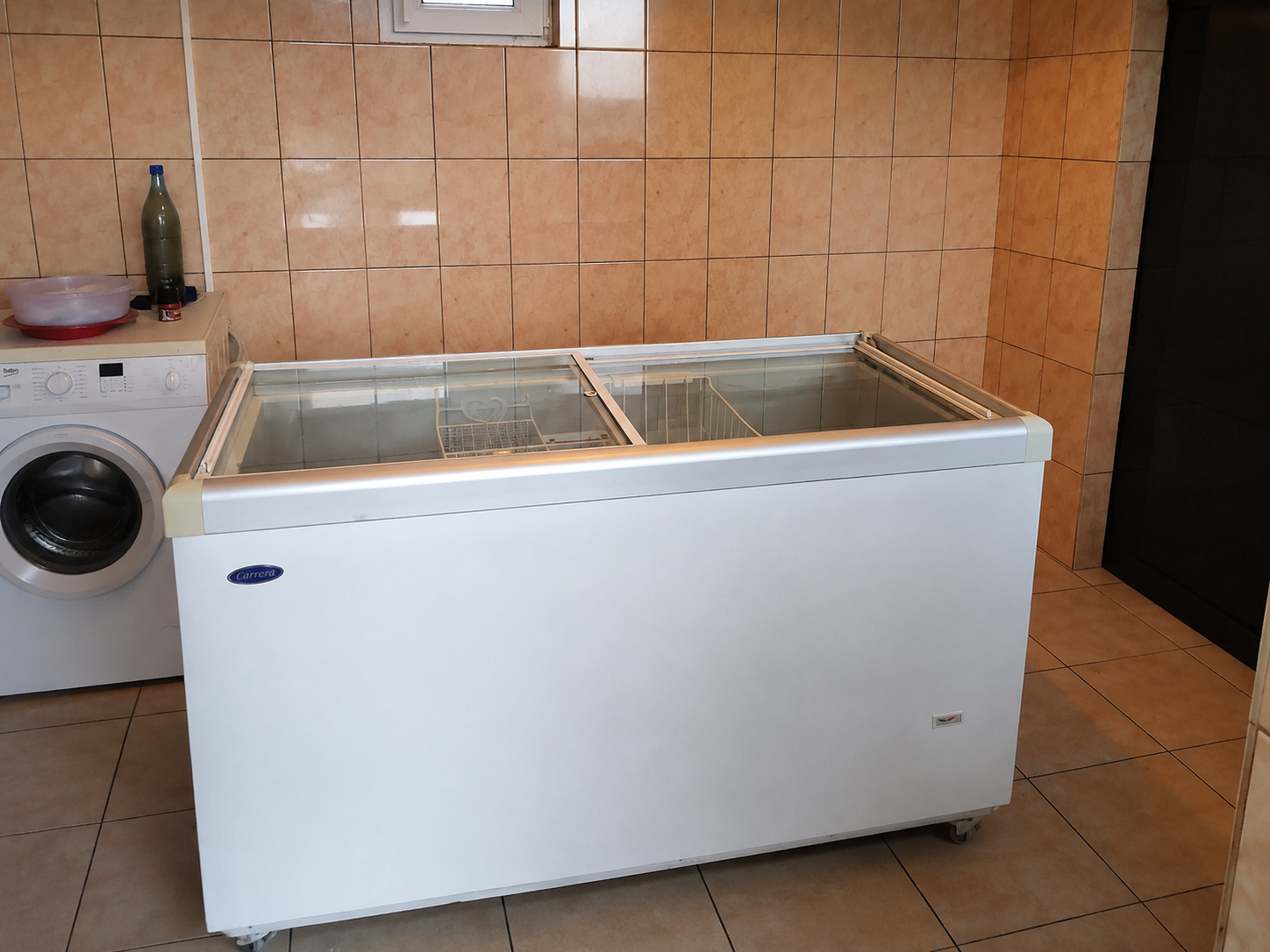 Lada Frigorifica cu Vitrina Glisanta si Cosuri – Magazin Alimentar HoReCa Cluj - Imagine 2