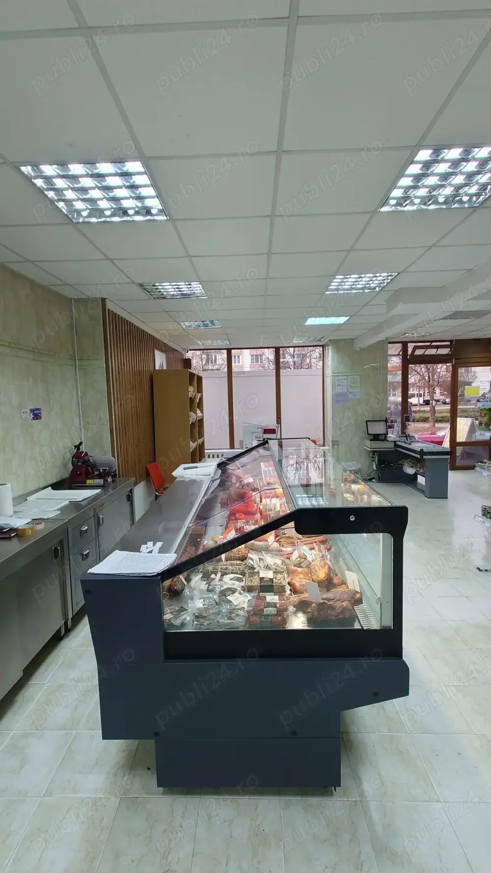 Echipamente frigorifice profesionale pentru magazin alimentar – vitrine, congelatoare si lazi AHT - Imagine 3