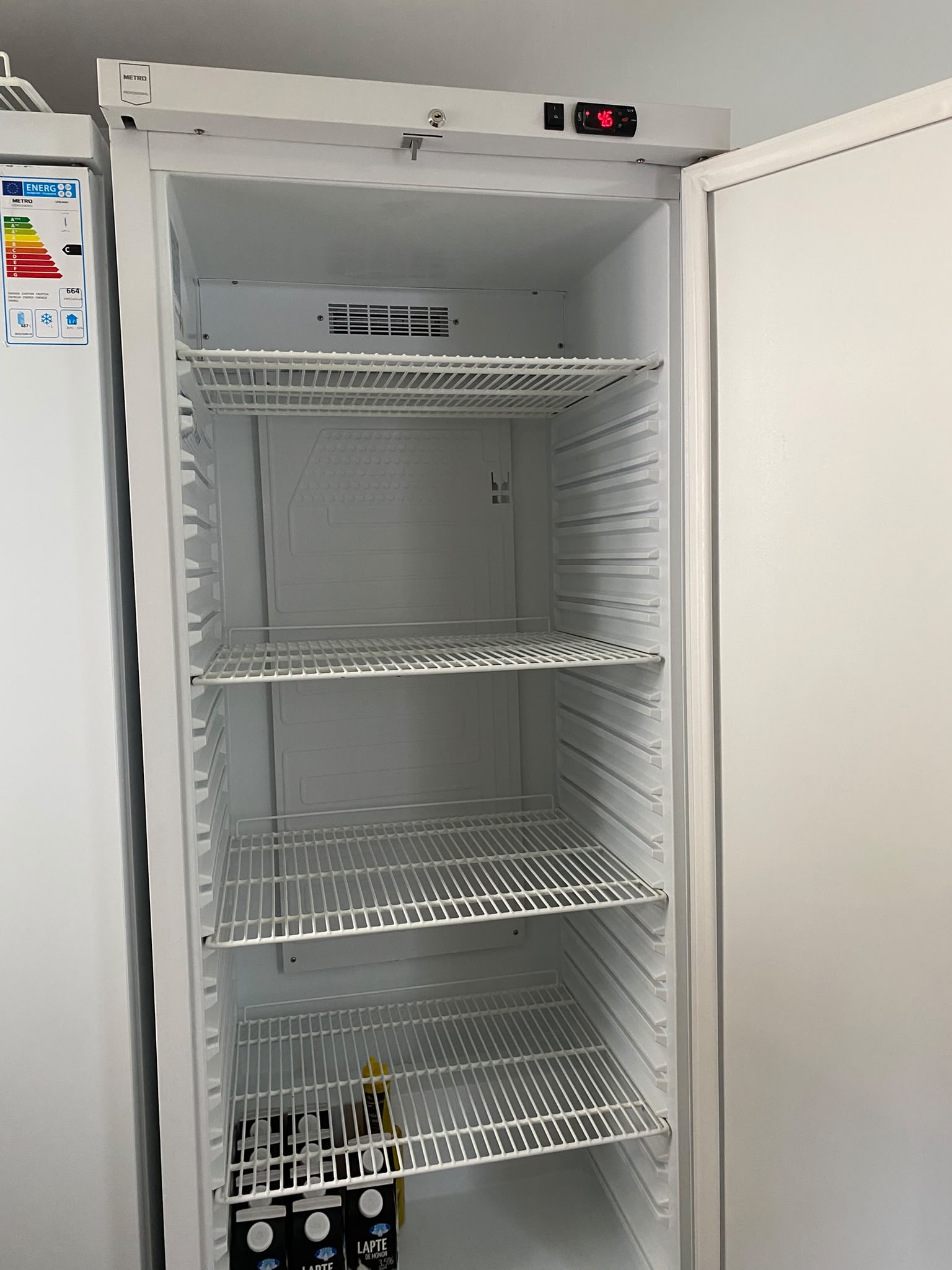 Frigider Horeca profesional  pentru restaurant, fast-food și bucătărie profesională - Imagine 2