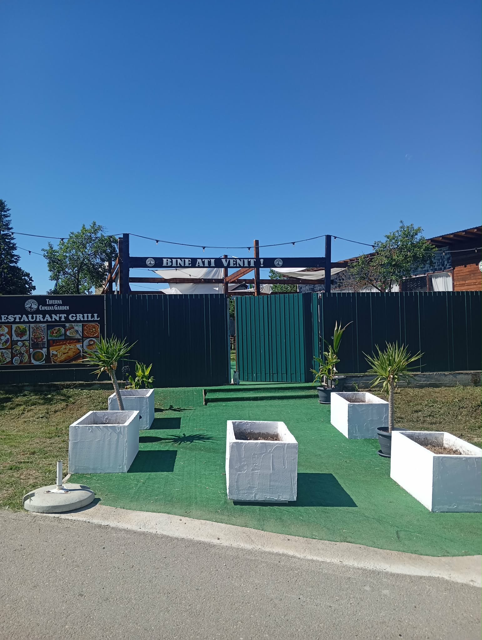 Restaurant cu Proprietate și Teren 2.500 mp de Vânzare în Comana, Giurgiu - Imagine 3