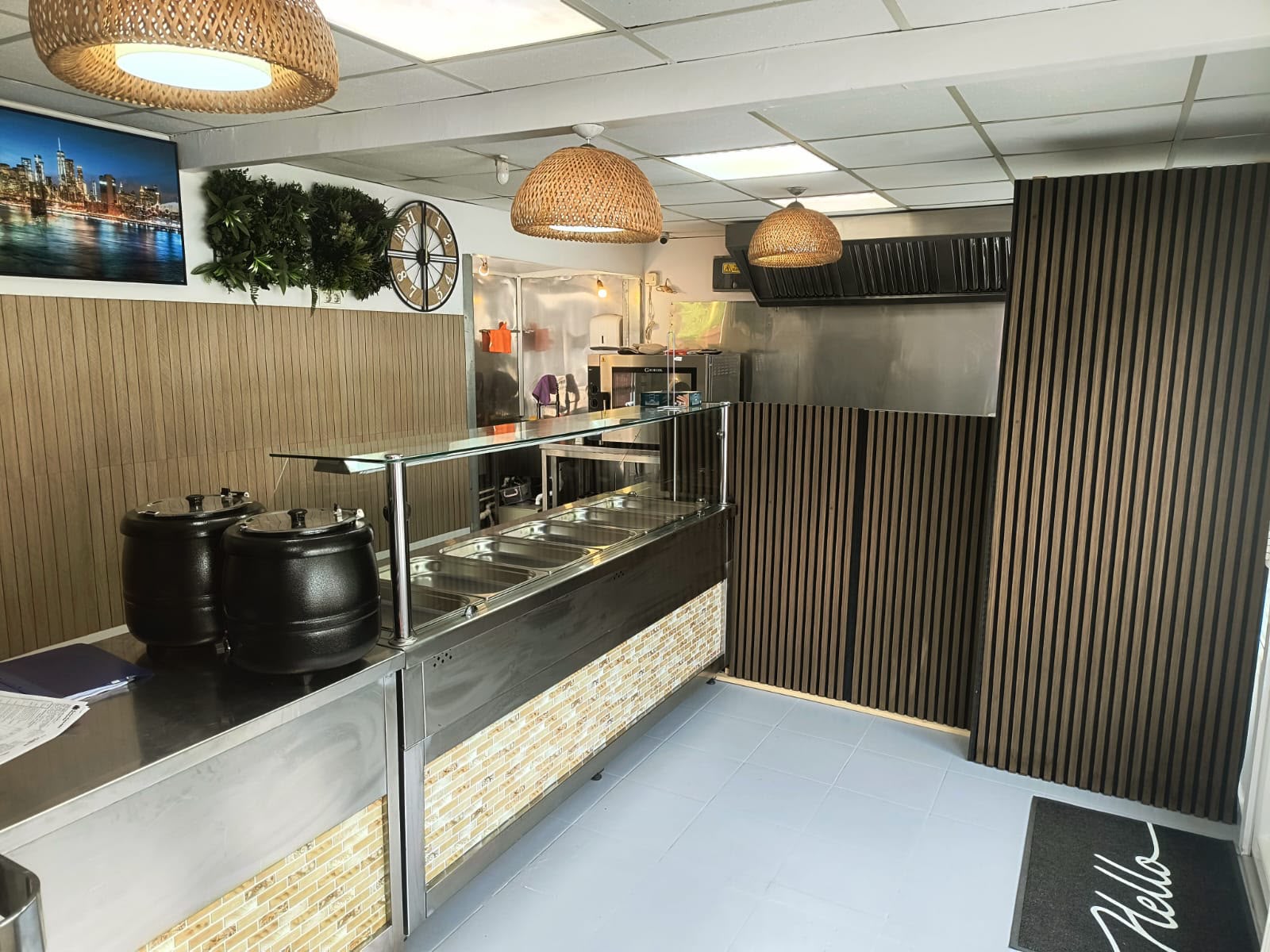 Restaurant la cheie de vânzare București Sector 4 – complet utilat și autorizat - Imagine 3