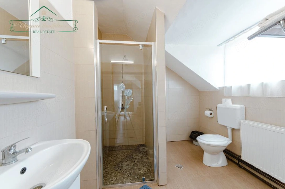 Pensiune si Restaurant de Vanzare Lipova Arad – Spatiu HoReCa 865 mp - Imagine 4