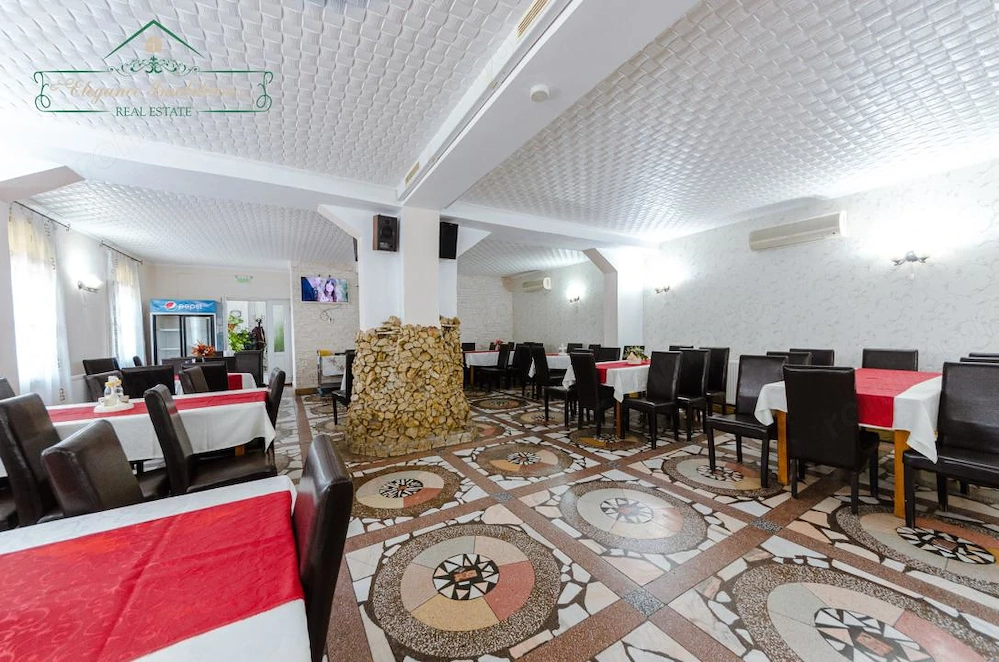 Restaurant cu Terasa de Vanzare Arad – Afacere la Cheie Zona Strandul Neptun - Imagine 3