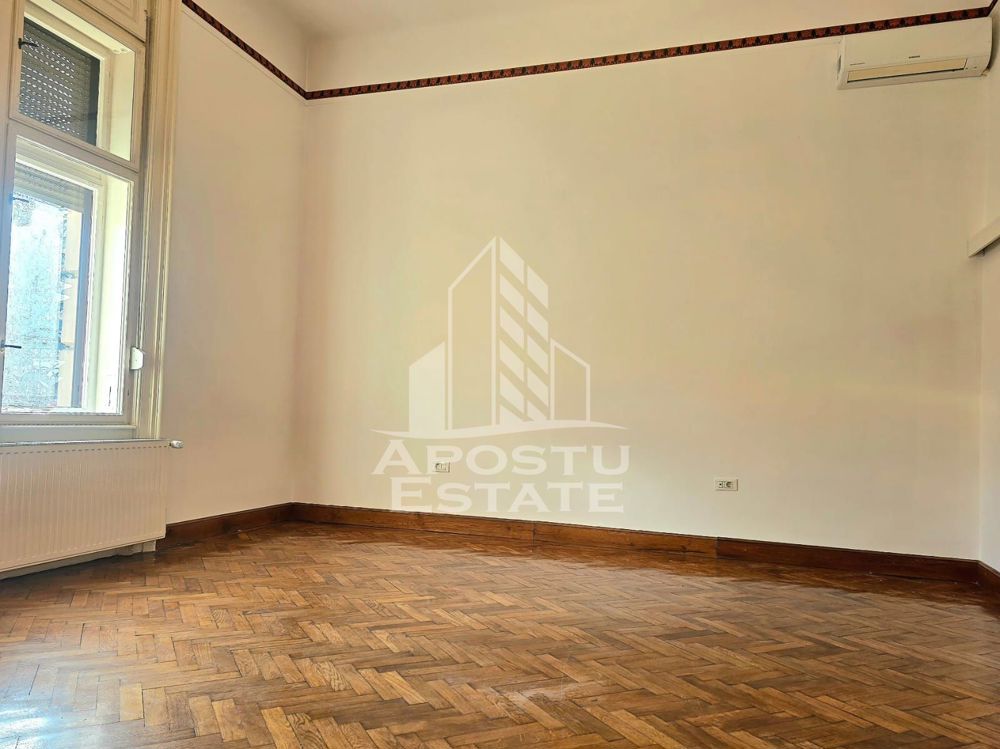 Spatiu Comercial de Inchiriat Arad Central – 102 mp, Potential Cafenea sau Bistro - Imagine 4