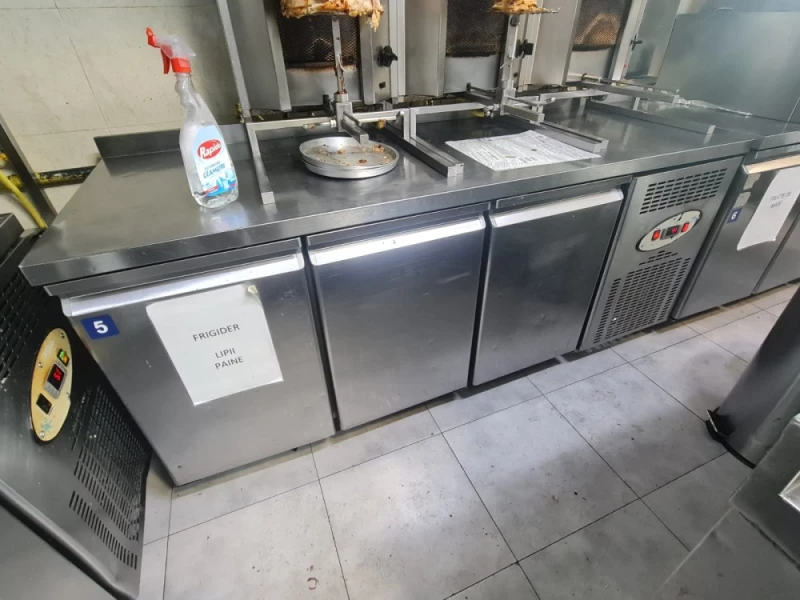 Echipamente HoReCa SH Bucuresti - gratare profesionale gaz, mese reci si vitrine INOMAK - Imagine 7
