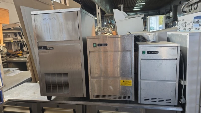 Vitrine frigorifice si mese reci inox HoReCa SH - echipamente frigorifice profesionale Bucuresti - Imagine 4