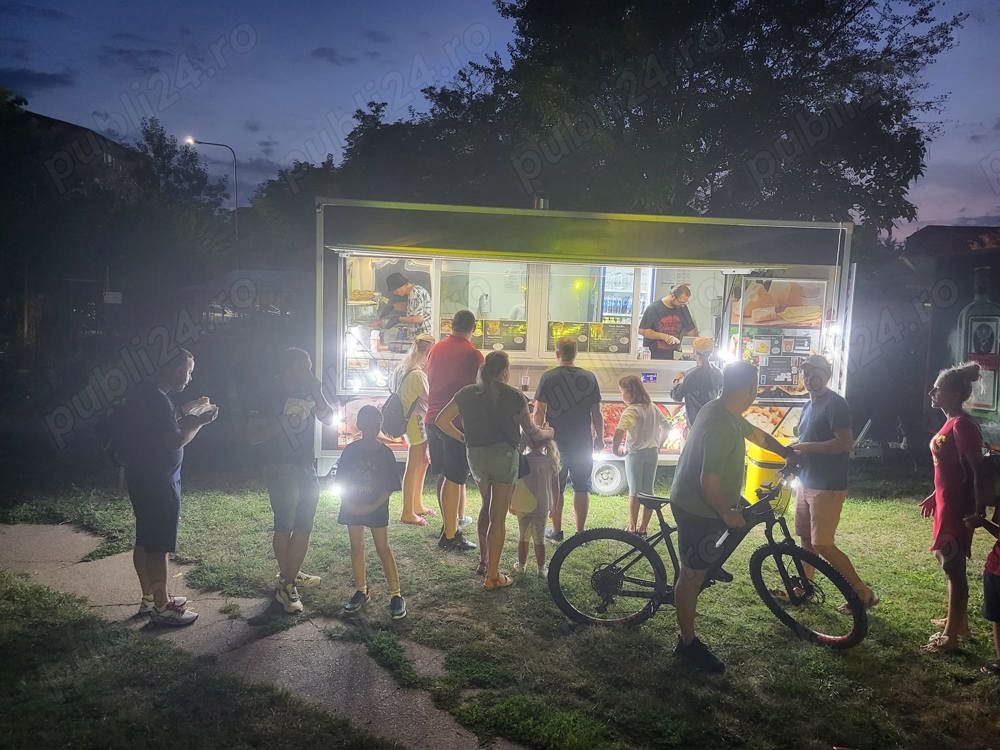 Rulota comerciala fast food complet echipata 2020 – food truck, grill, friteuza, vitrina frigorifica
