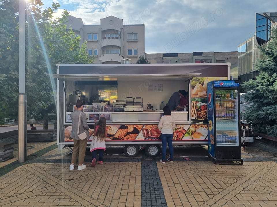Rulota comerciala fast food complet echipata 2020 – food truck, grill, friteuza, vitrina frigorifica - Imagine 4