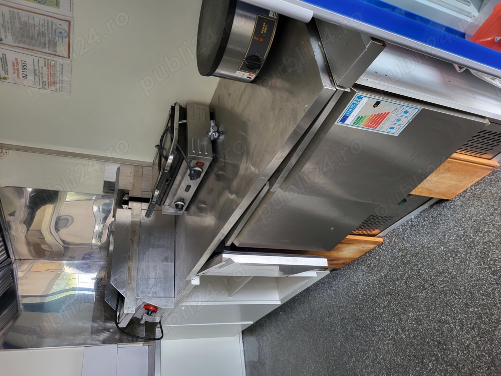 Rulota comerciala fast food complet echipata 2020 – food truck, grill, friteuza, vitrina frigorifica - Imagine 5