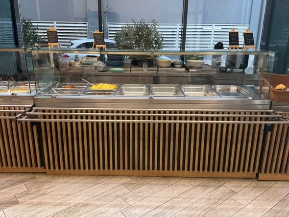 LINIE AUTOSERVIRE PROFESIONALA HORECA – LINIE CALDA + LINIE RECE + MESE DE LUCRU