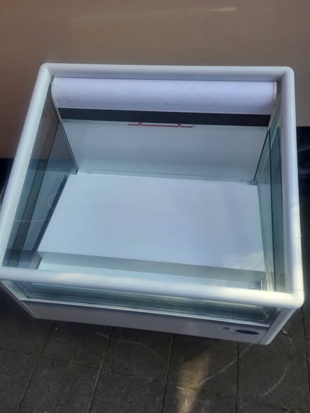 INSULA FRIGORIFICA CARRIER COC90 – VITRINA FRIGORIFICA PROFESIONALA HORECA