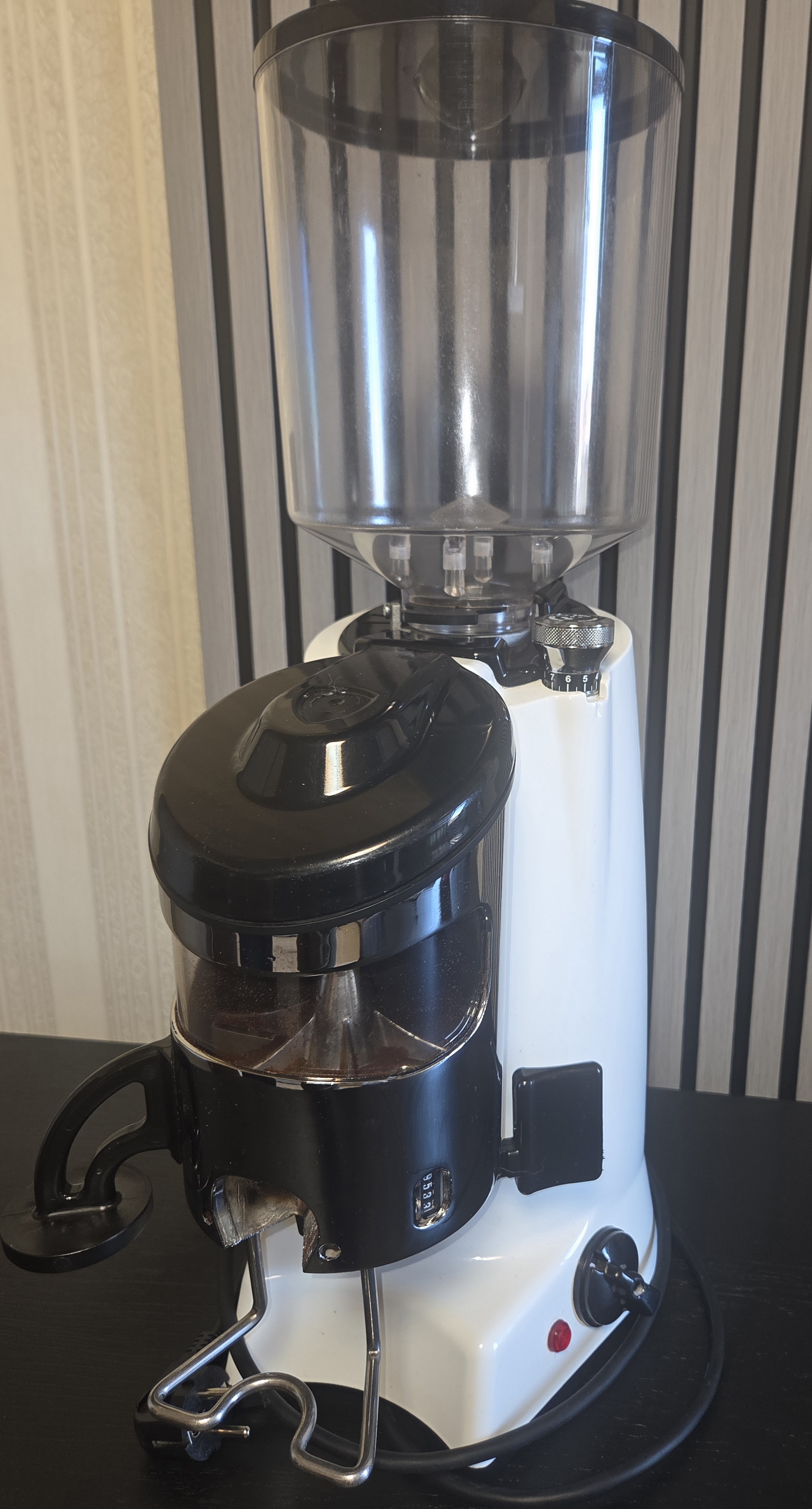 Rasnita cafea Eureka Zenith – profesionala pentru espresso, cafenea, bar si HoReCa - Imagine 3