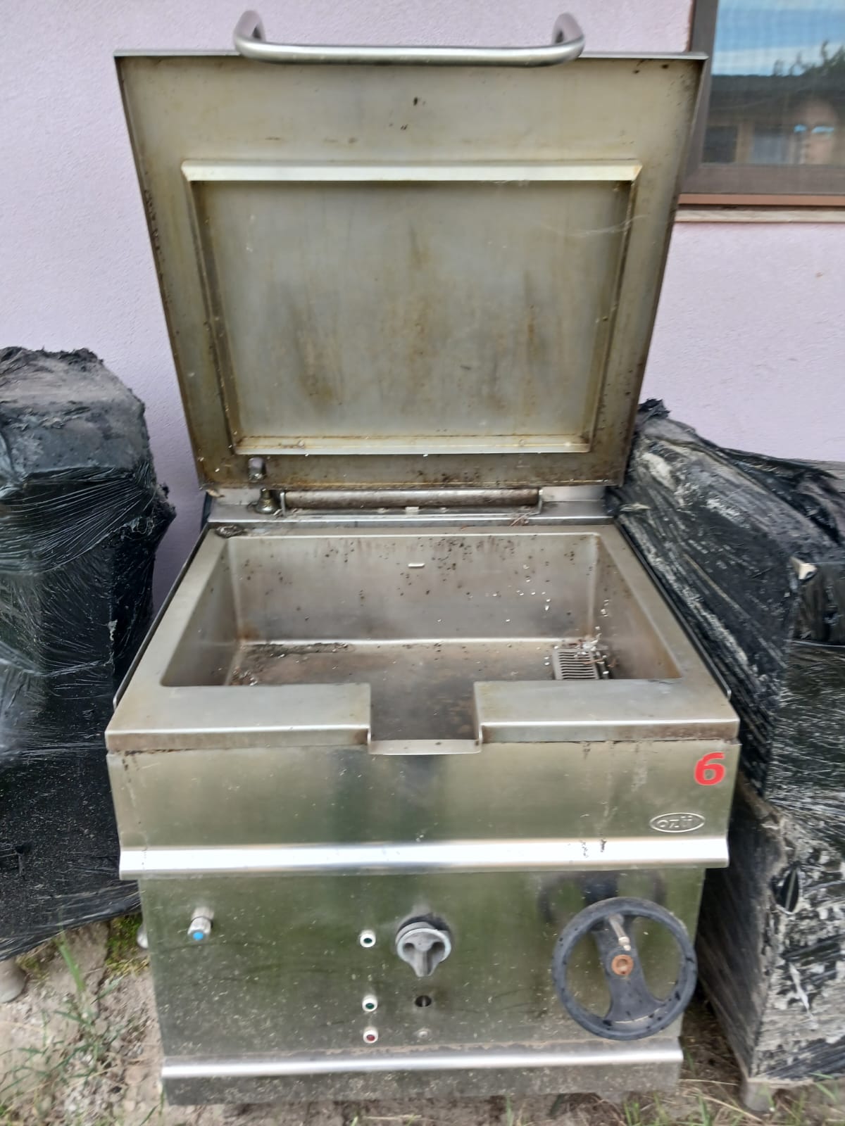 Tigaie basculanta electrica profesionala Özti, inox, trifazata 7.5 kW – echipament HoReCa - Imagine 3