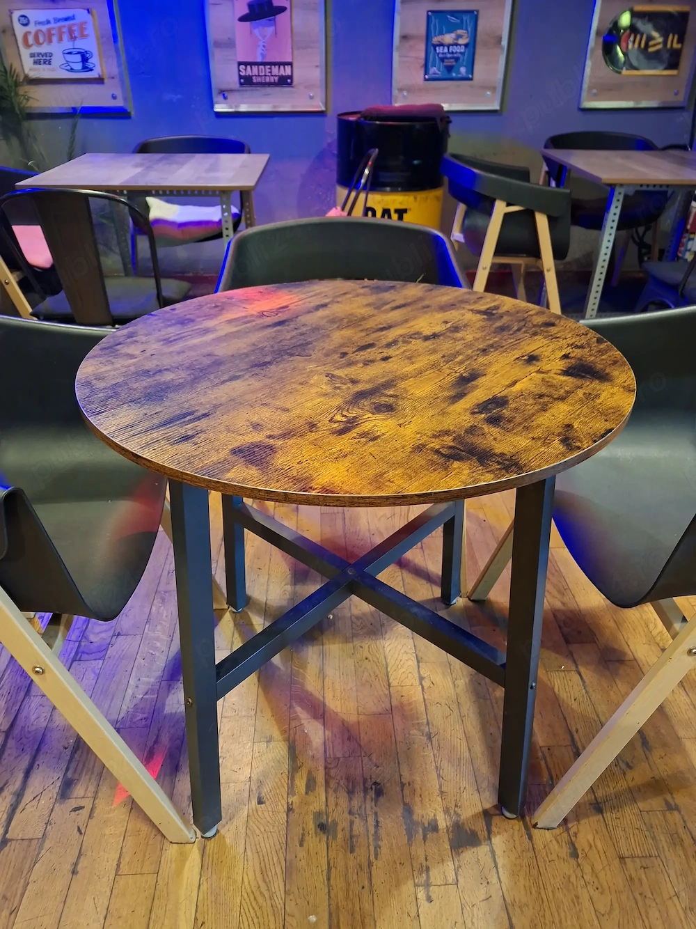 Mobilier restaurant bar - mese 80x80, mese rotunde si scaune metalice industriale - Imagine 5