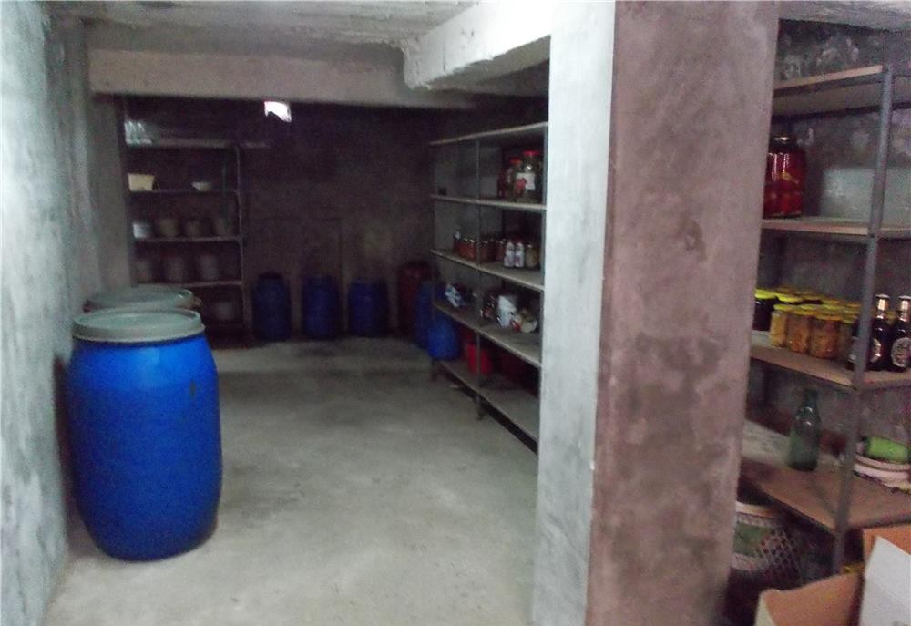 Restaurant la cheie cu gradina de vara si 3 terase - Targu Ocna, langa Salina - Imagine 2