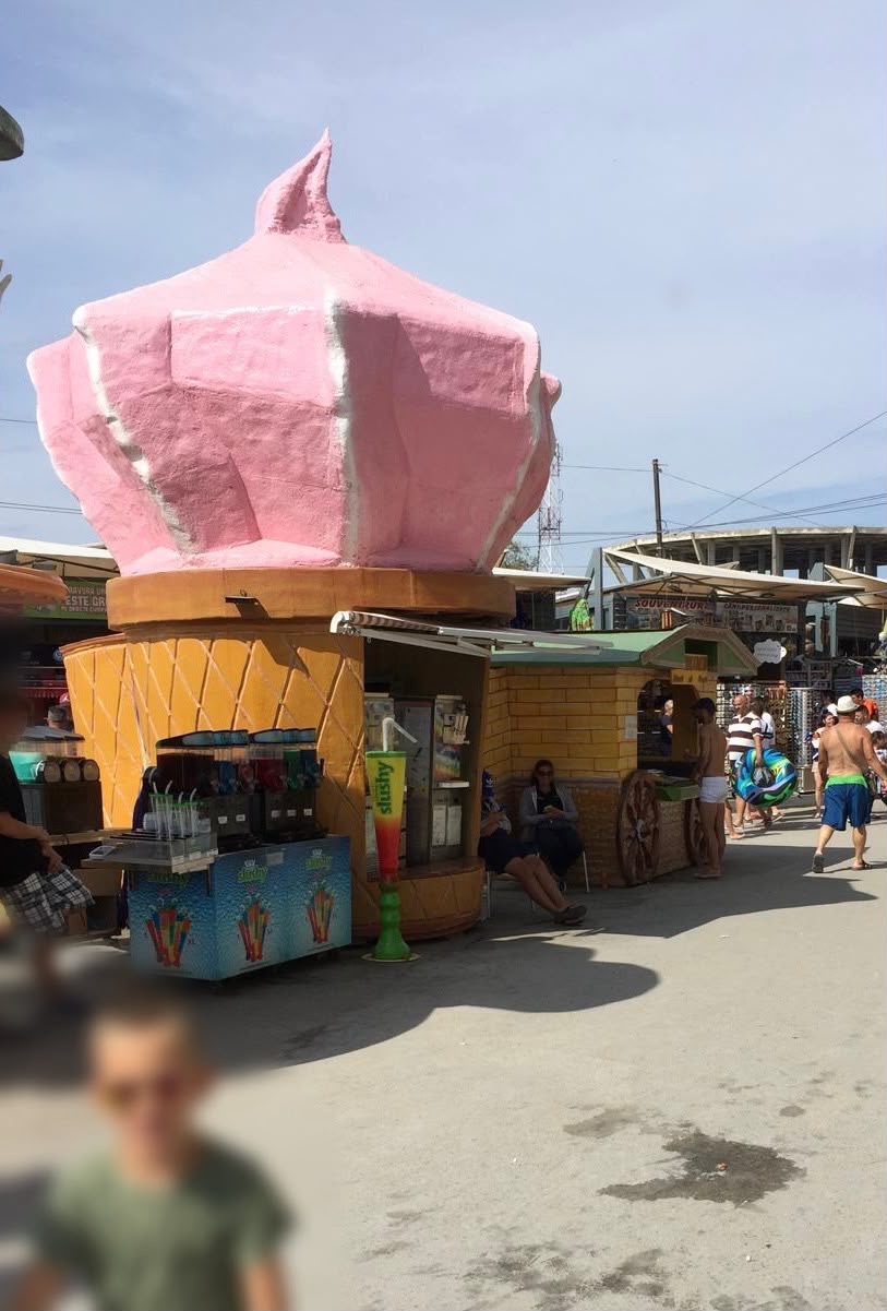 Vand Toneta de Inghetata – Rulota Comerciala pentru Gelaterie, Street Food si HoReCa