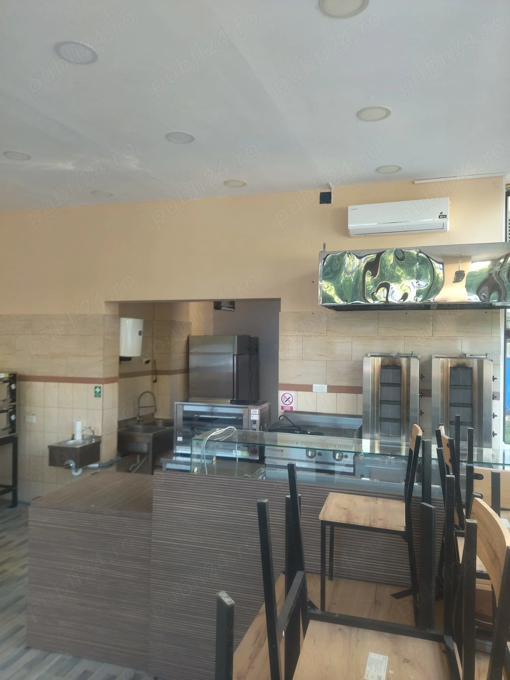 Afacere la cheie Fast Food, Pizzerie si Rotiserie de inchiriat – Bacau, 75 mp complet utilata - Imagine 4