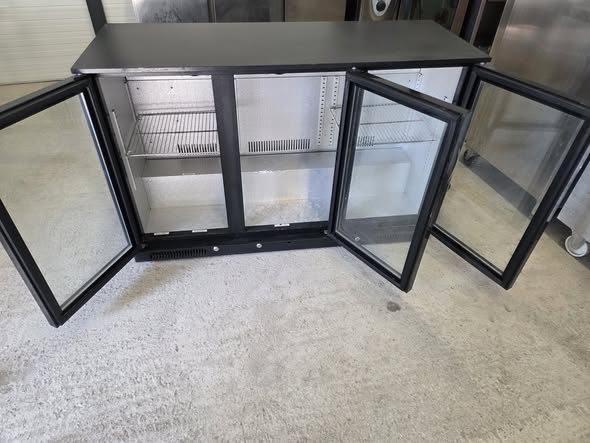 Vitrina frigorifica bar pentru bauturi, 300 litri, 220V, 180W, second hand, perfect functionala - Imagine 3