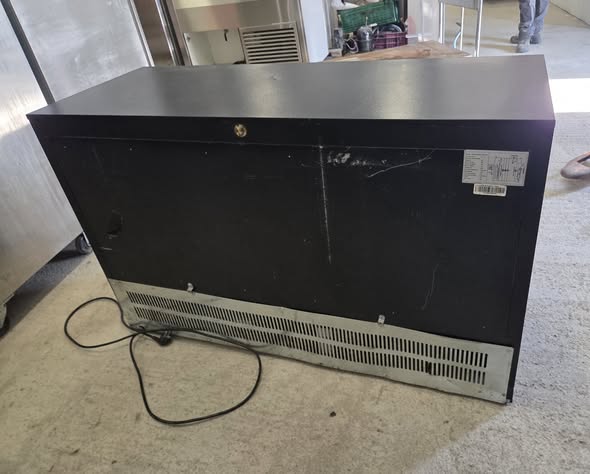 Vitrina frigorifica bar pentru bauturi, 300 litri, 220V, 180W, second hand, perfect functionala - Imagine 5