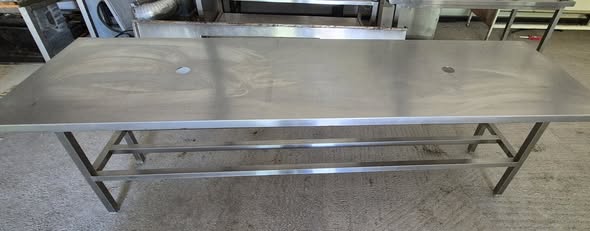 Masa profesionala inox pentru carmangerie si macelarie, 250x70x90 cm, cu polita grilaj, second hand - Imagine 4