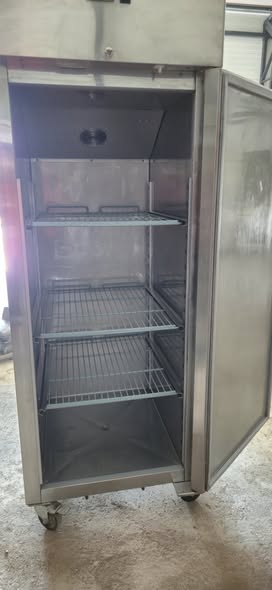 Frigider profesional Maxima inox, 480 litri, temperatura -2/+12°C, 3 rafturi, second hand HoReCa - Imagine 2