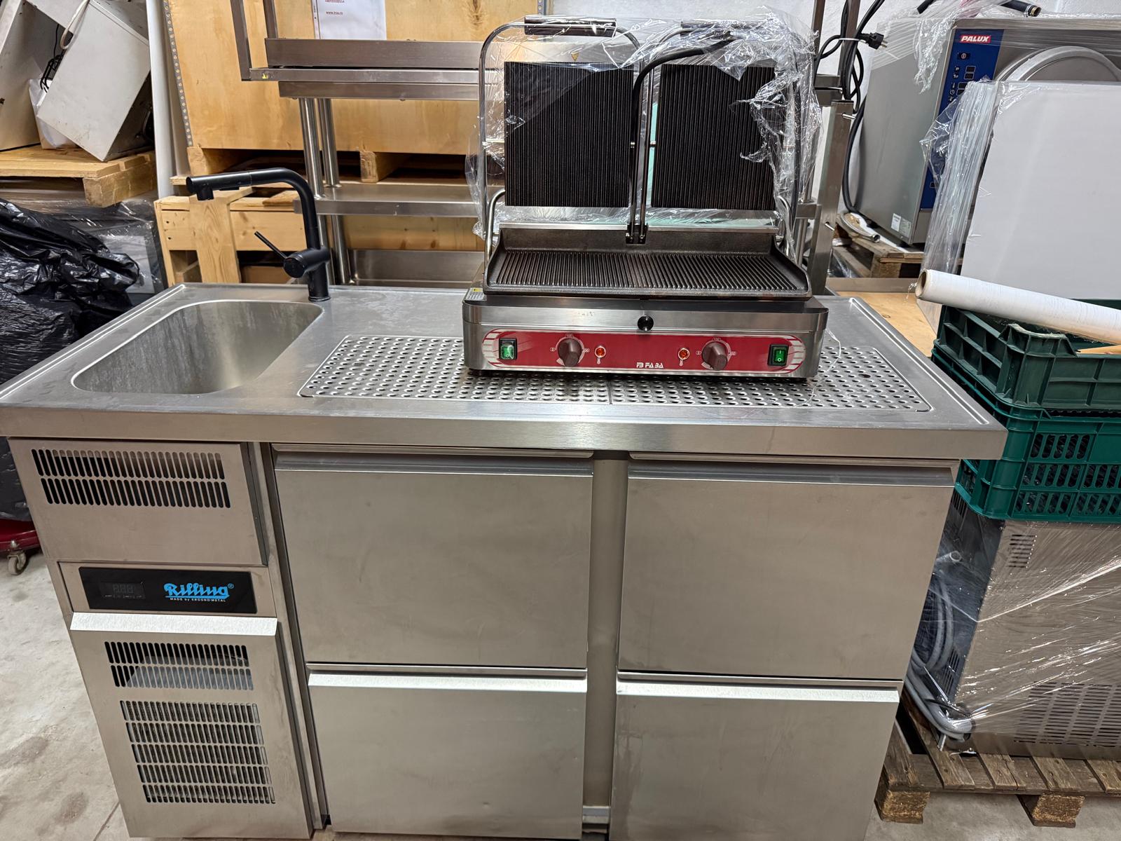 Masa Frigorifica Profesionala Rilling din Inox cu Chiuveta si Compartimente Depozitare HoReCa - Imagine 2