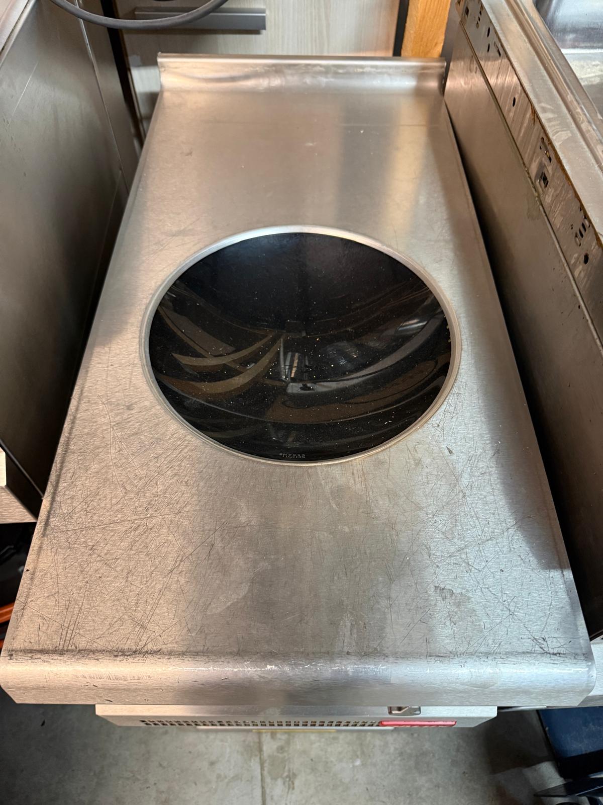 Wok Profesional PALUX cu Inductie, 1 Zona de Gatire, Inox – Restaurant HoReCa - Imagine 2