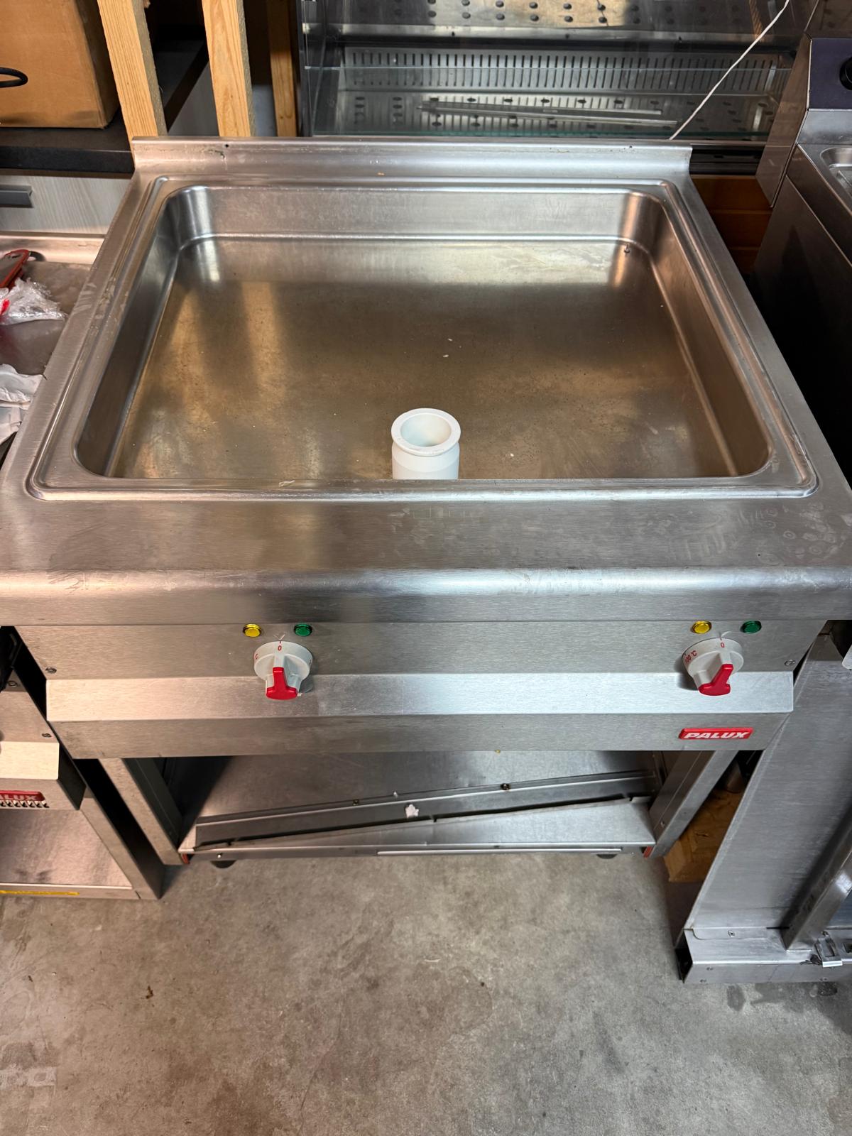 Brasiera Profesionala PALUX 600 din Inox – Tigaie Basculanta pentru Restaurante si Bucatarii HoReCa