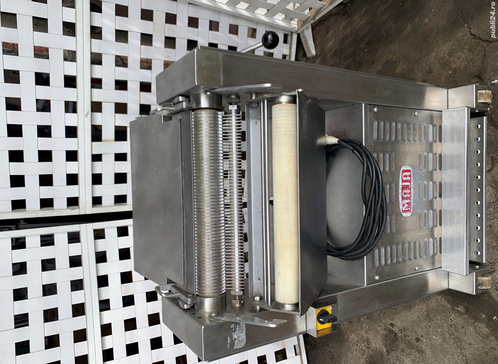 Masina de jupuit si desoricat carne MAJA ESM 435, profesionala inox, 380V, abator si carmangerie, SH - Imagine 5