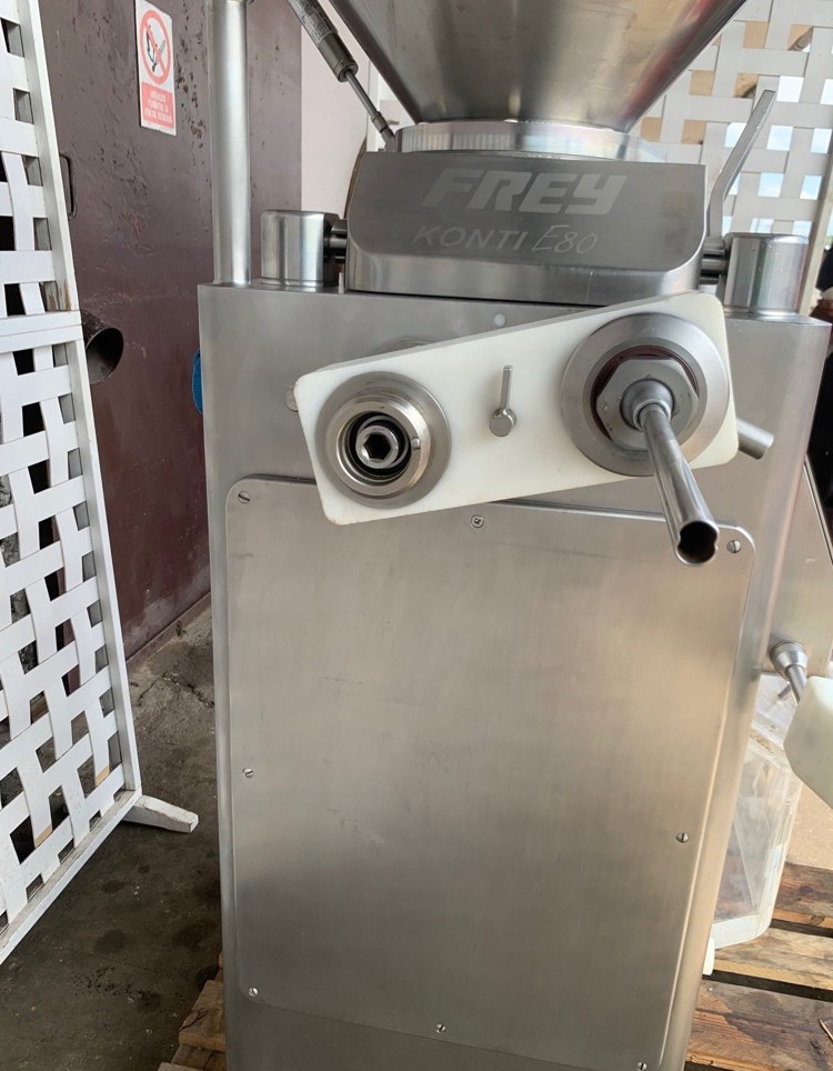 Masina de umplut carnati cu vacuum FREY KONTI E80, 80 litri, 3600 kg/h, sprit profesional, SH - Imagine 6