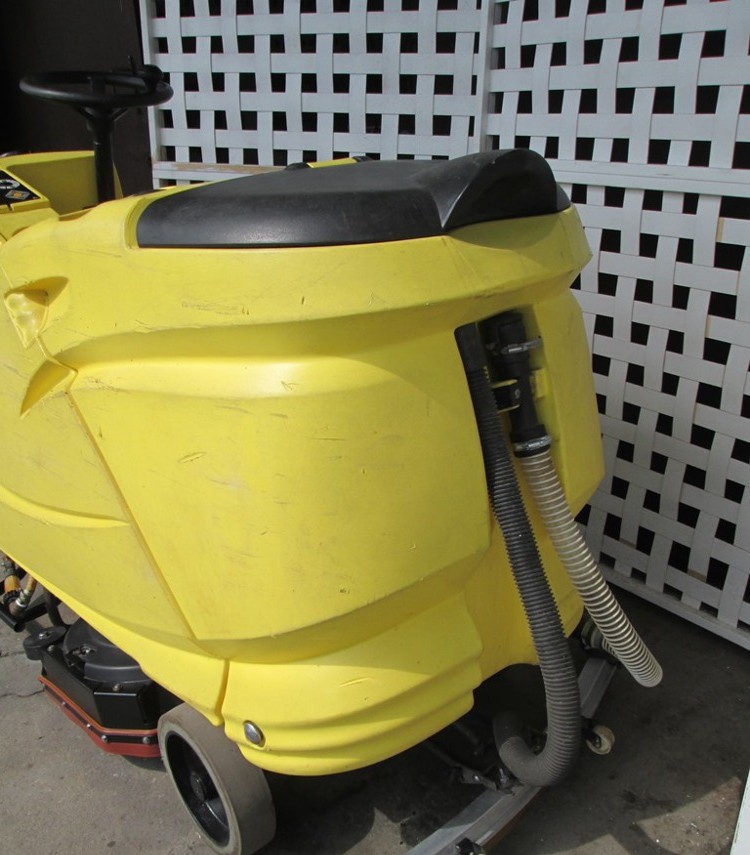 Masina Profesionala Spalat si Aspirat Pardoseli Karcher BR 90/140 R – Curatenie Industriala, Second Hand Germania