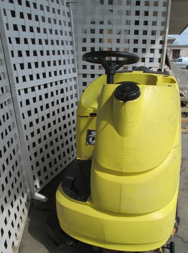 Masina Profesionala Spalat si Aspirat Pardoseli Karcher BR 90/140 R – Curatenie Industriala, Second Hand Germania - Imagine 3